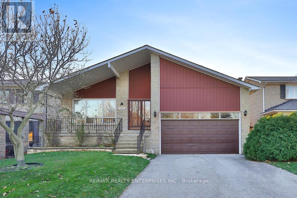 2288 HENSALL STREET|Mississauga (Cooksville), Ontario L5A2S9