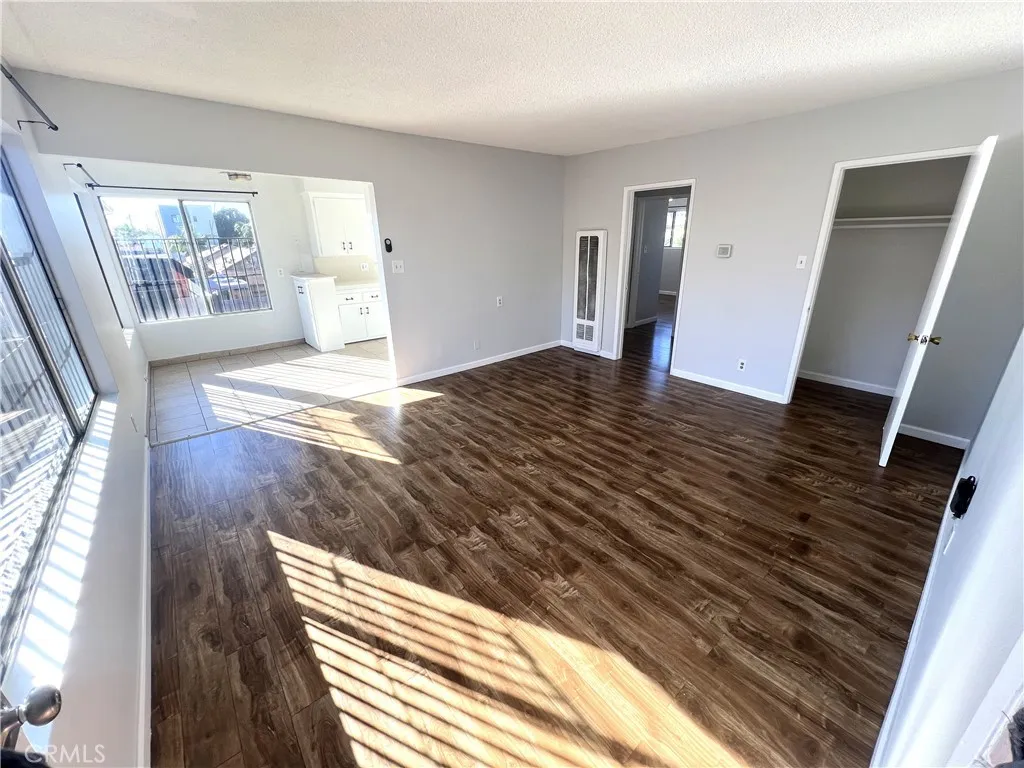 Additional image 17 of 620 W 82nd St Unit 9, Los Angeles, CA 90044