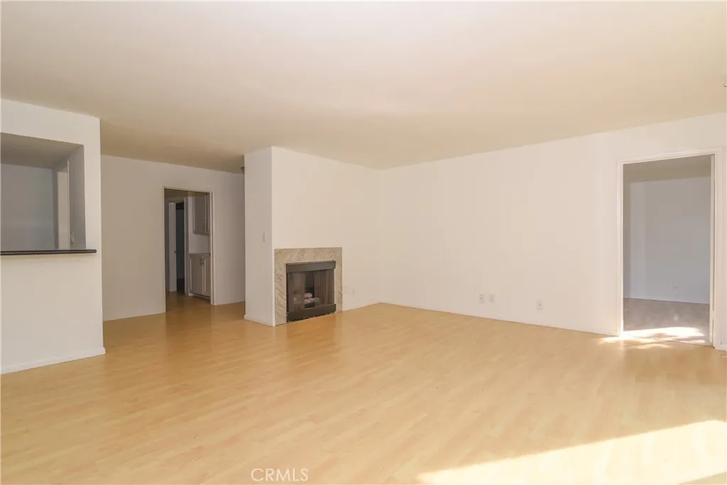 Additional image 5 of 811 6th Street Unit 105, Santa Monica, CA 90403