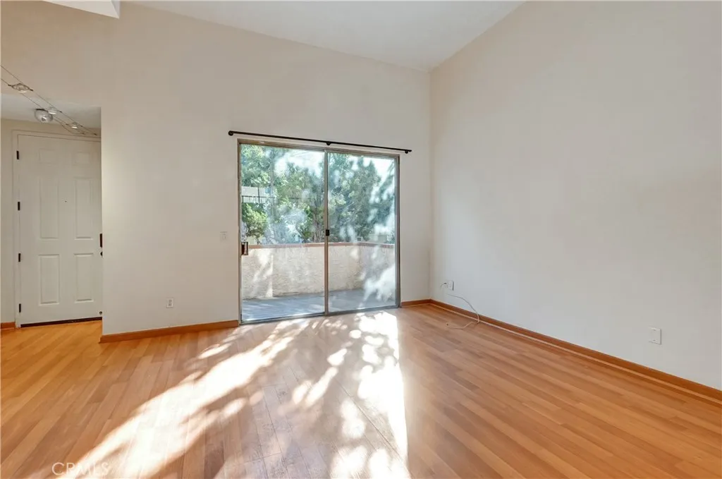 Additional image 39 of 1711 Grismer Ave, Burbank, CA 91504