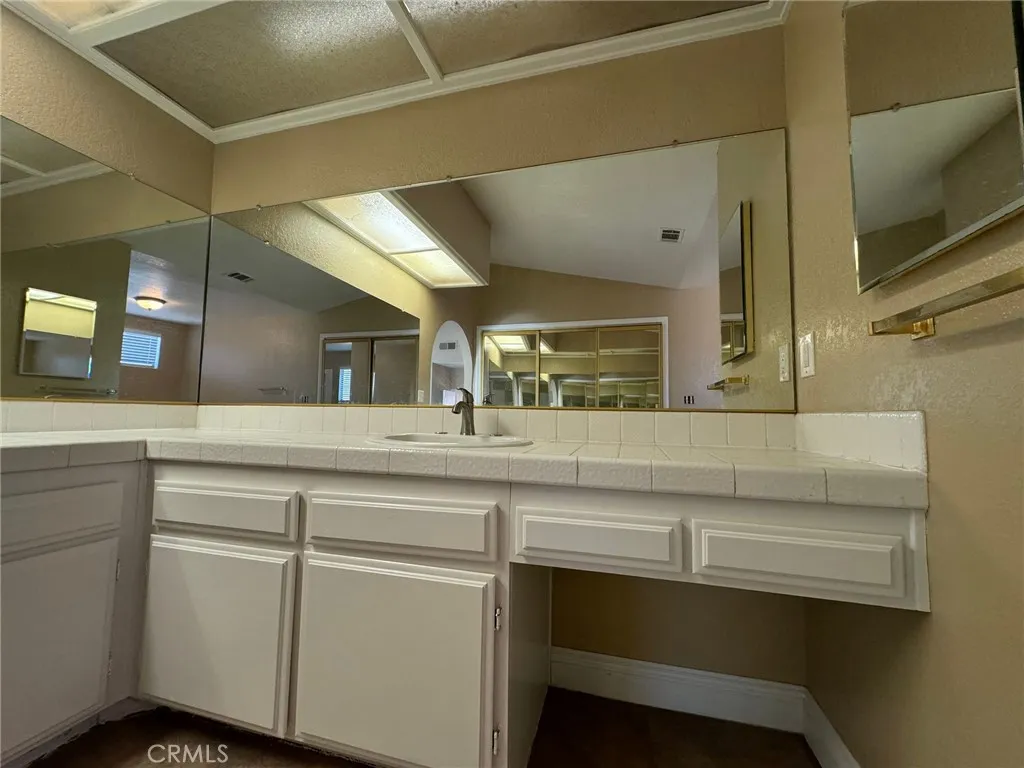 Additional image 26 of 22066 Loch Lomond Dr, Canyon Lake, CA 92587