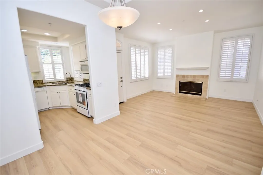 Additional image 3 of 405 Tropea Aisle, Irvine, CA 92606