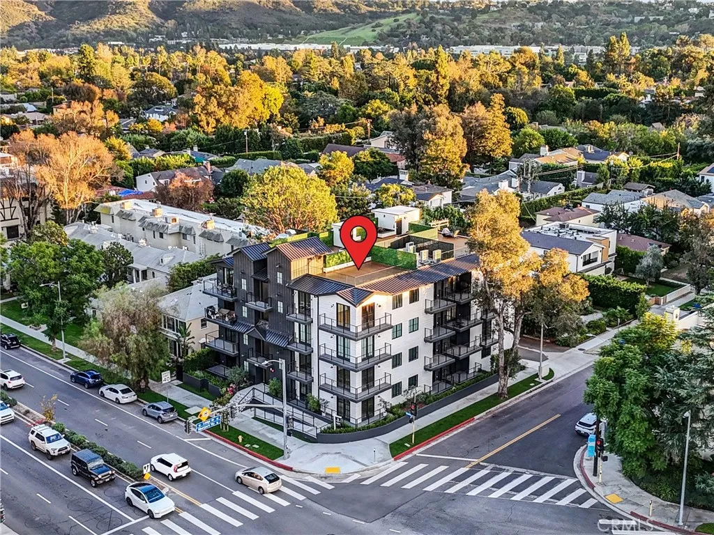 Additional image 36 of 10352 Riverside Drive Unit 102A, Toluca Lake, CA 91602