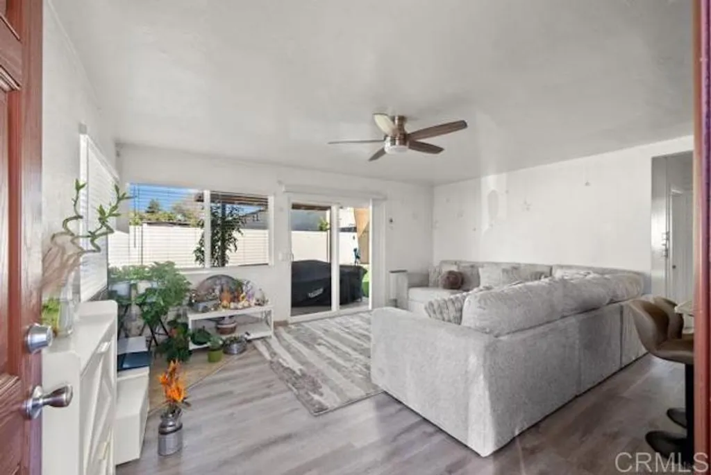 Additional image 3 of 1409 Five D Drive, El Cajon, CA 92021