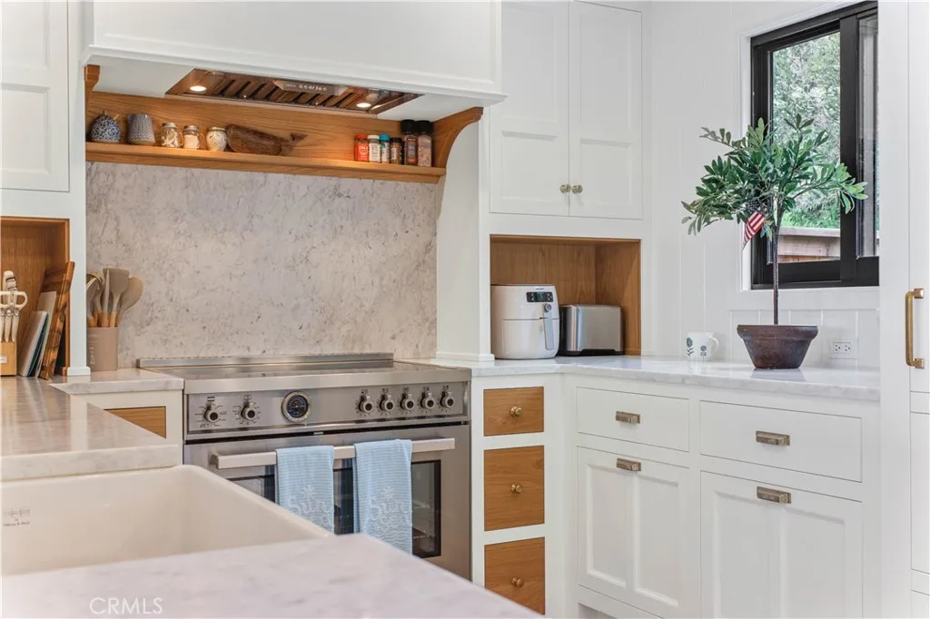 Additional image 14 of 16 Blue Lagoon, Laguna Beach, CA 92651