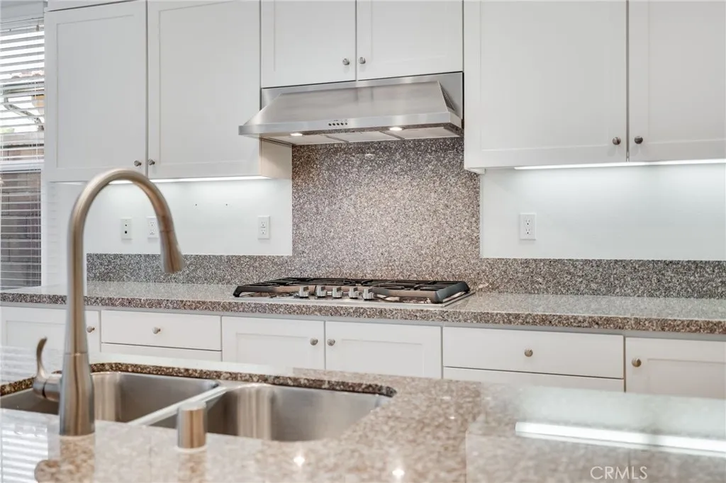 Additional image 4 of 64 Meander, Irvine, CA 92620