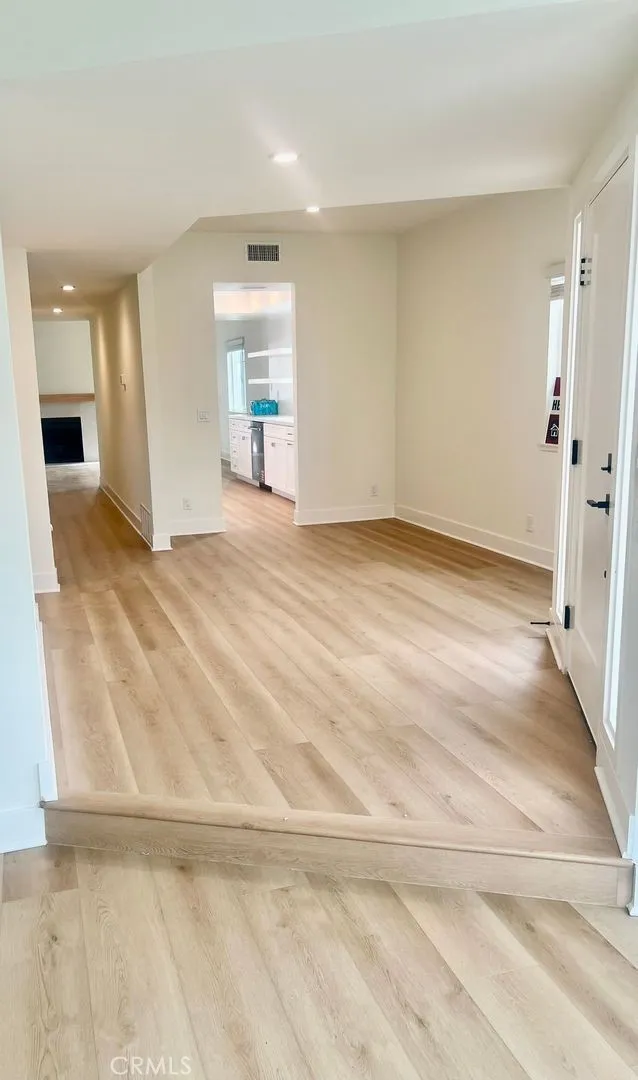 Additional image 29 of 202 18th, Huntington Beach, CA 92648