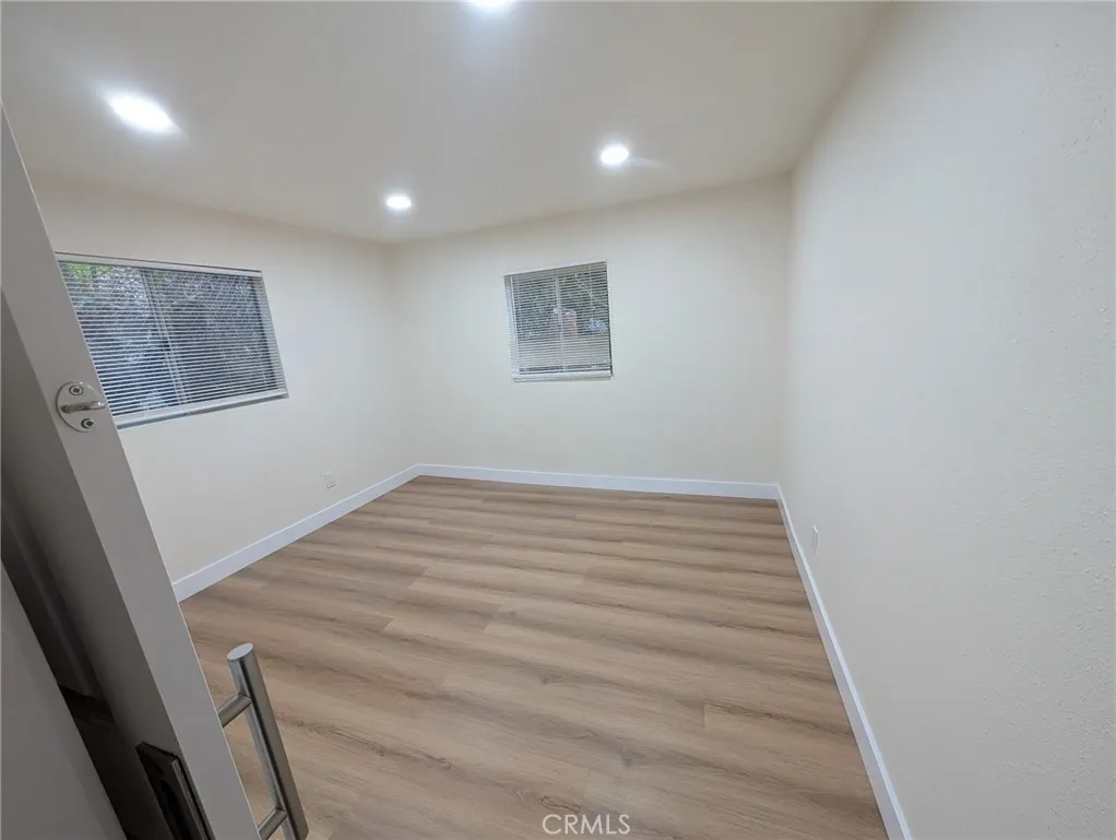 Additional image 12 of 825 Laveta, Los Angeles, CA 90026