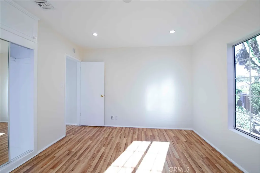 Additional image 70 of 6417 White Oak Ave, Reseda, CA 91335