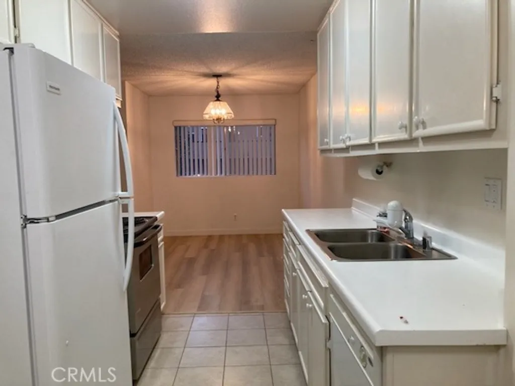 Additional image 4 of 277 Pleasant St Unit 116, Pasadena, CA 91101