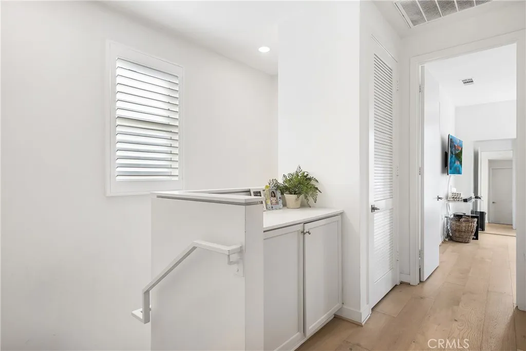 Additional image 18 of 2581 Arvia #3, Los Angeles, CA 90065