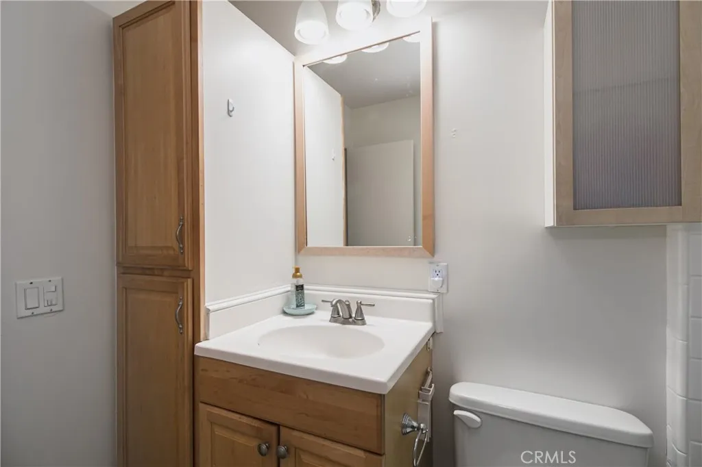 Additional image 15 of 19052 Hamlin Street Unit 3, Reseda, CA 91335