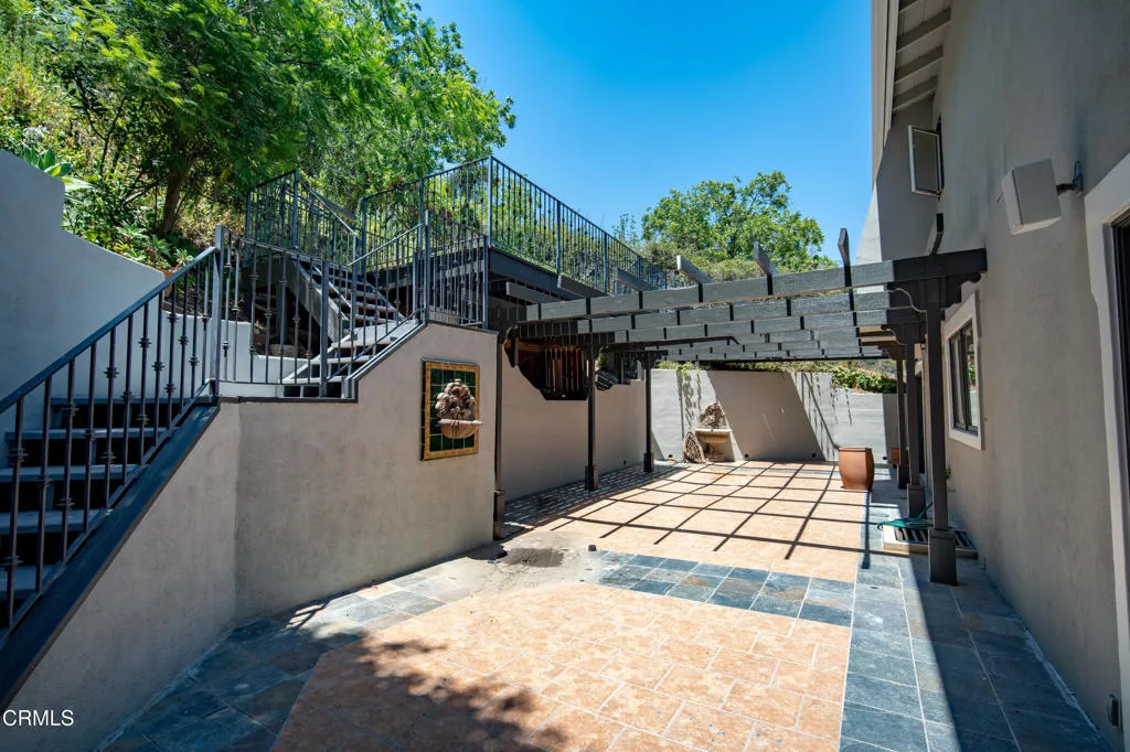 Additional image 83 of 3955 Farmouth Drive, Los Angeles, CA 90027