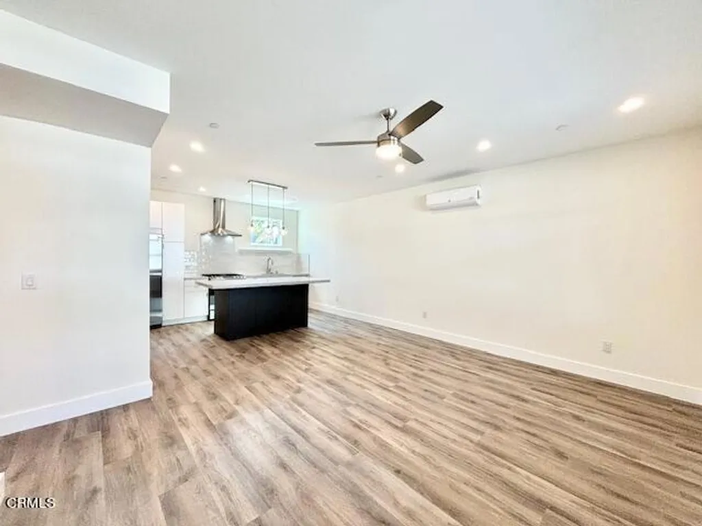 Additional image 5 of 127 S Santa Rosa Street Unit A, Ventura, CA 93001