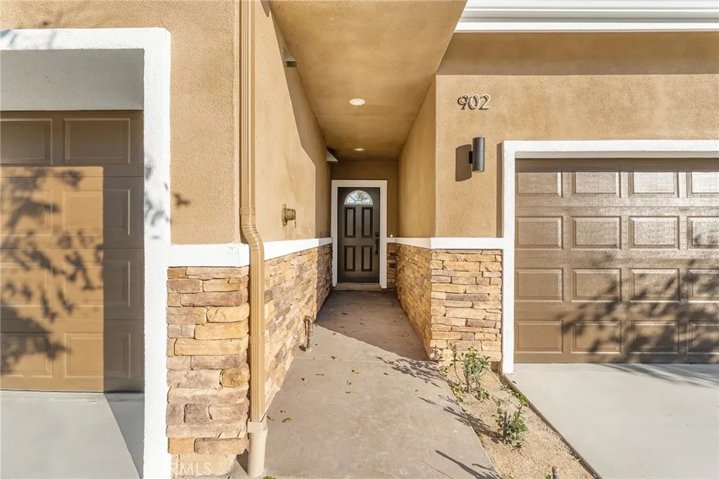 Additional image 7 of 902 W Hert Street, Colton, CA 92324