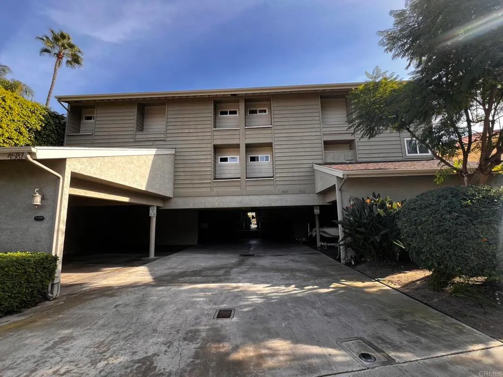 Property image for 4587 Cove Drive, Carlsbad, CA 92008