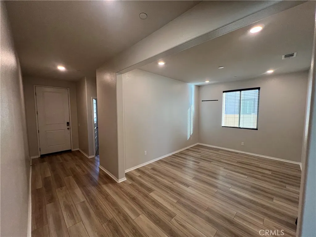 Additional image 7 of 19557 Hanging Rock Rd, Lake Elsinore, CA 92532