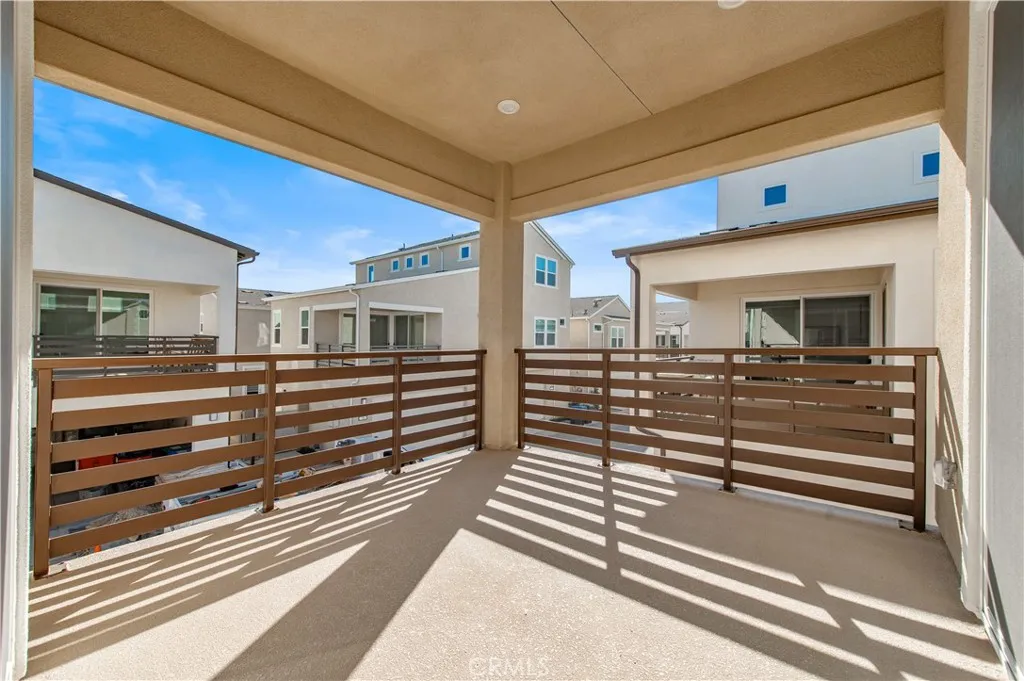 Additional image 56 of 108 Tiffin, Irvine, CA 92618