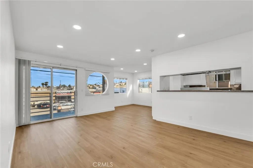 Additional image 24 of 710 5th Street, Hermosa Beach, CA 90254