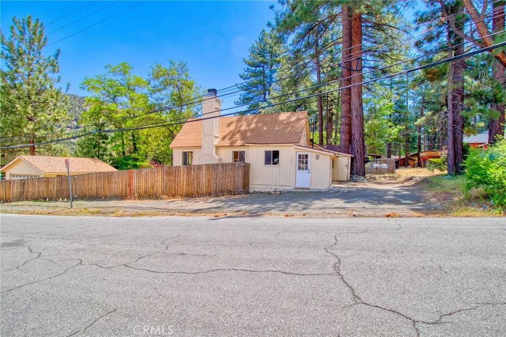 Additional image 4 of 1131 Apple Ave, Wrightwood, CA 92397