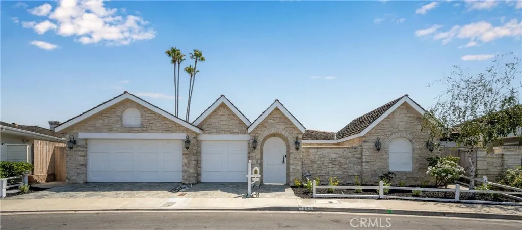 Additional image 3 of 1541 Dolphin Ter, Corona Del Mar, CA 92625