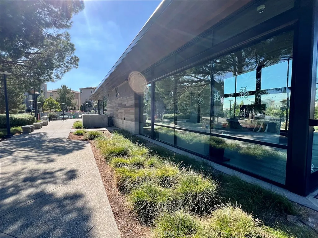 Additional image 73 of 108 Chorus, Irvine, CA 92618