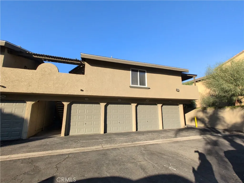 Property image for 779 Gianni Dr, Corona, CA 92879