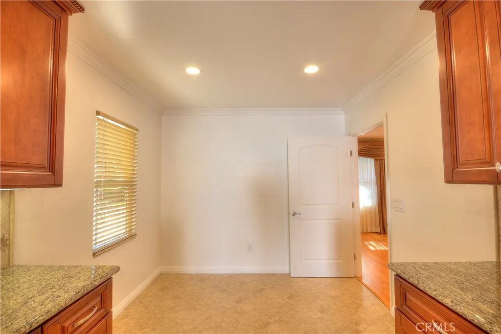 Additional image 25 of 1367 E Windsor Rd, Glendale, CA 91205