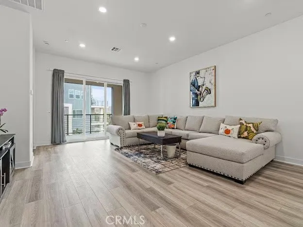 Additional image 56 of 352 Tank, Irvine, CA 92618