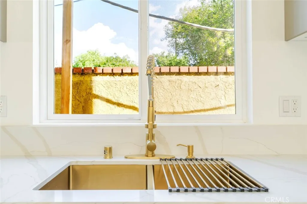 Additional image 15 of 17426 Roscoe Boulevard, Northridge, CA 91325