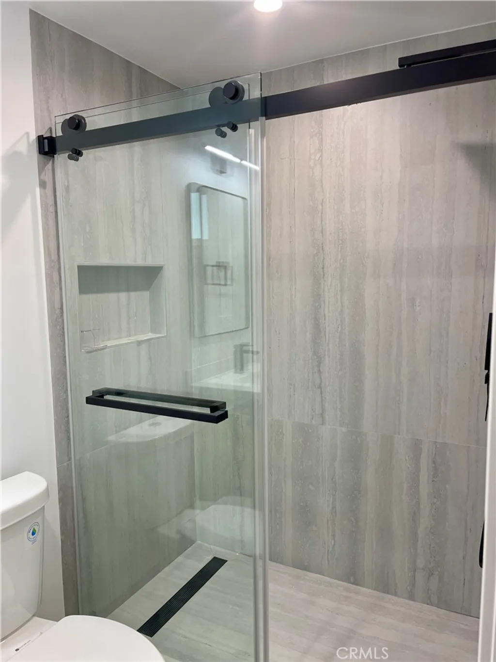 Additional image 8 of 611 W 41st Place, Los Angeles, CA 90037