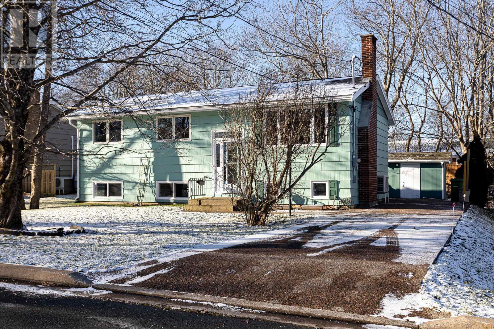 10 Nightingale Drive|Halifax, Nova Scotia B3M1V3