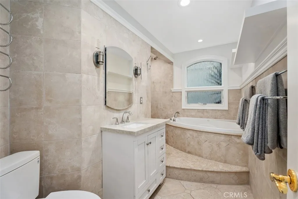 Additional image 25 of 1165 Noria St, Laguna Beach, CA 92651