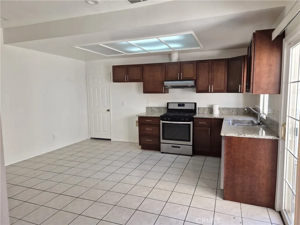 Additional image 23 of 7615 Glade Avenue Unit 115, Canoga Park, CA 91304