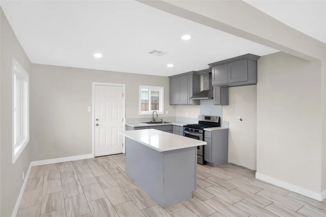 Additional image 28 of 5522 Silver, Santa Ana, CA 92703