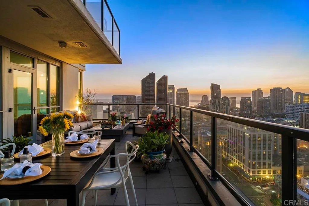 Additional image 2 of 325 Seventh Avenue Unit 2104, San Diego, CA 92101