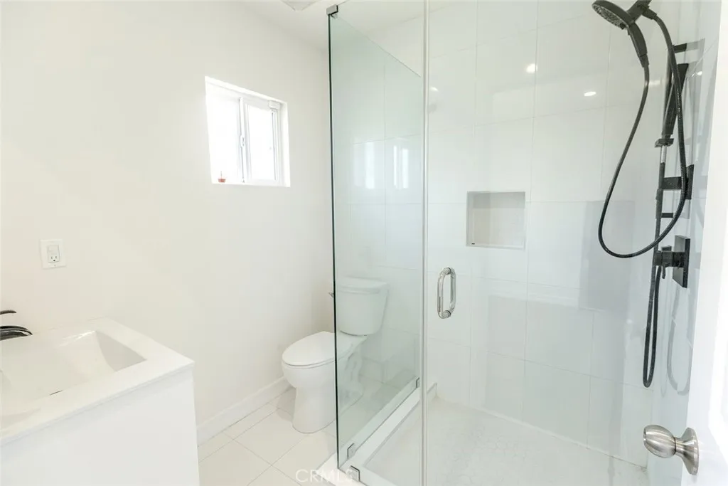 Additional image 15 of 624 Hawthorne Street Unit A, Glendale, CA 91204