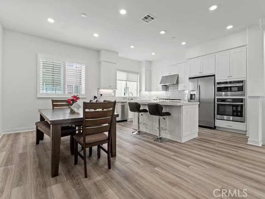 Additional image 12 of 352 Tank, Irvine, CA 92618