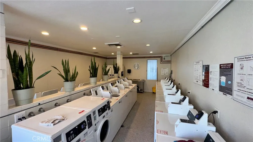 Additional image 11 of 18645 Hatteras Unit 208, Tarzana, CA 91356