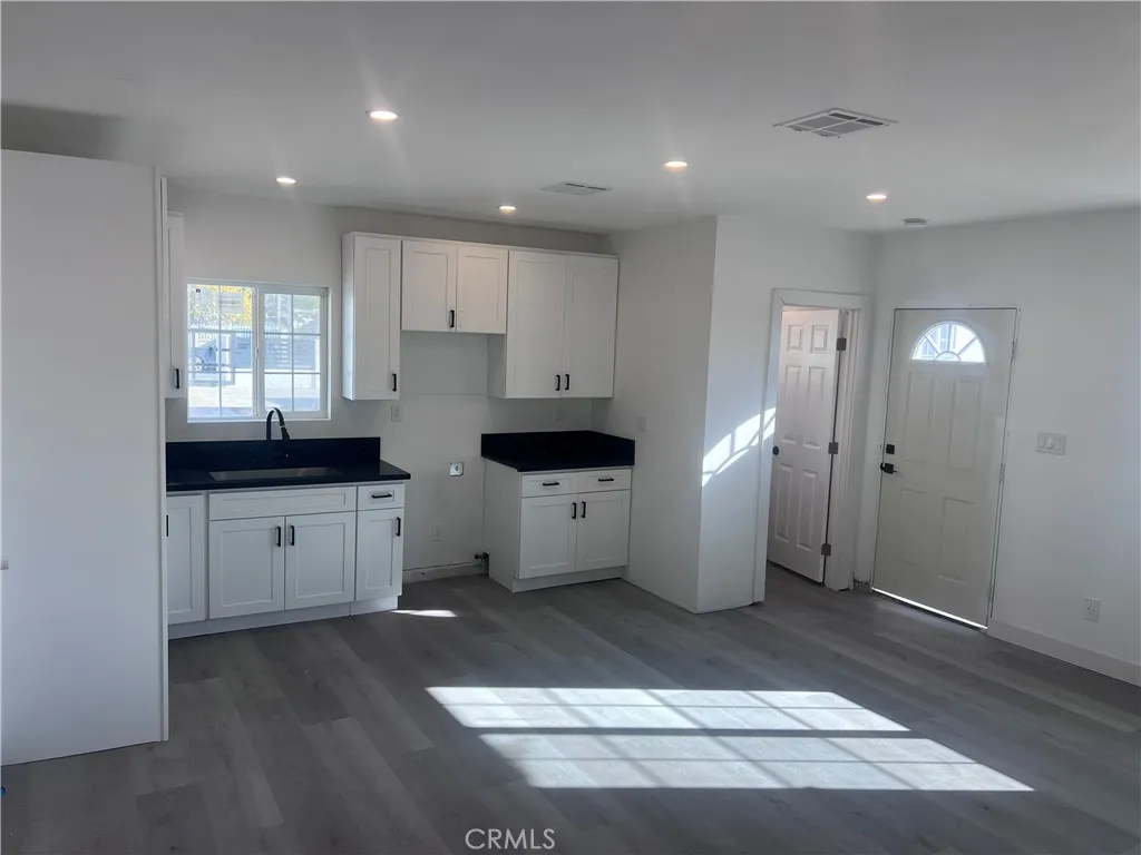 Additional image 77 of 8035 Wilkinson, North Hollywood, CA 91605