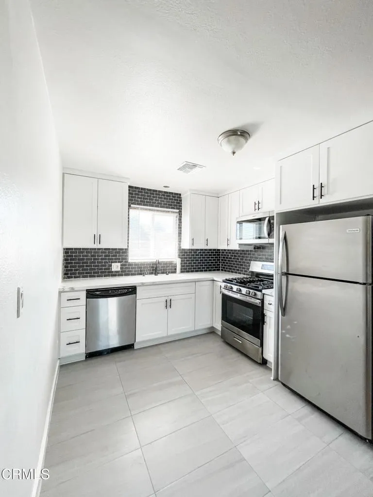 Additional image 15 of 1121 W Exposition Blvd, Los Angeles, CA 90007