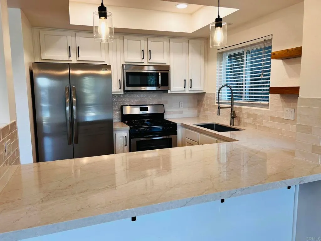 Additional image 23 of 4587 Cove Drive, Carlsbad, CA 92008