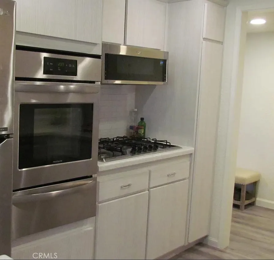 Additional image 24 of 22041 Costanso Unit 103, Woodland Hills, CA 91364