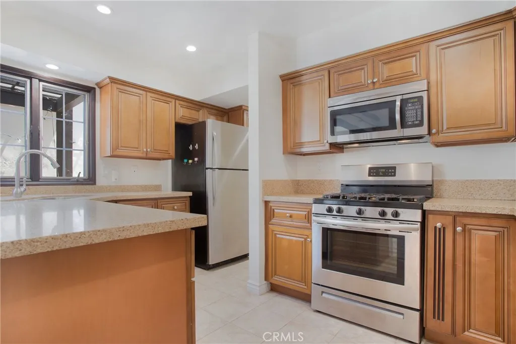 Additional image 8 of 8608 Villa La Jolla Drive Unit 5, La Jolla, CA 92037