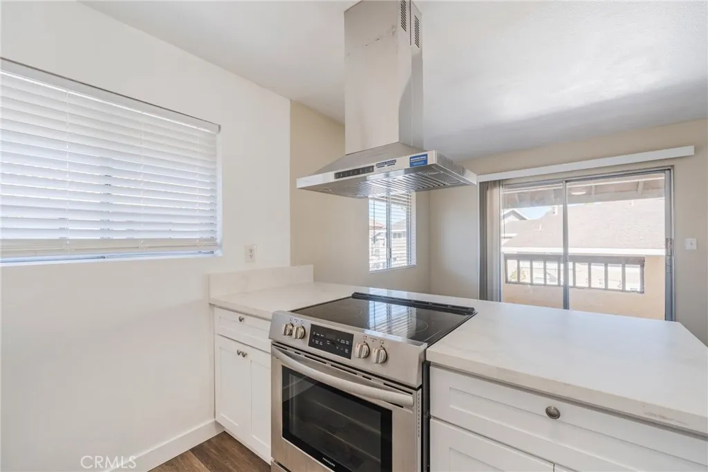 Additional image 13 of 2155 Canyon Dr Unit D, Costa Mesa, CA 92627