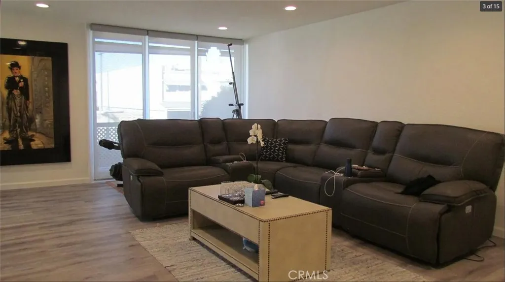 Additional image 5 of 22041 Costanso Unit 103, Woodland Hills, CA 91364