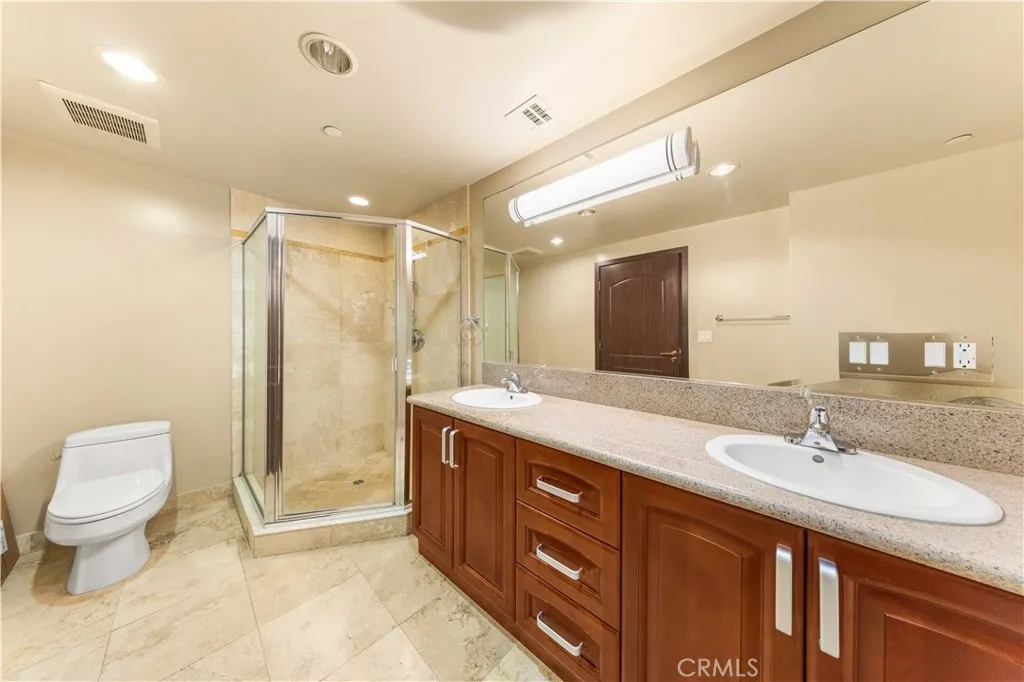 Additional image 89 of 11218 Camarillo Street Unit 404, Toluca Lake, CA 91602