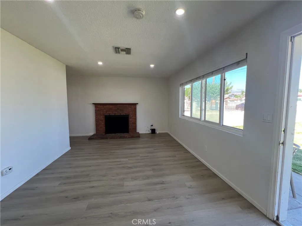 Additional image 4 of 1233 Lawton St, Redlands, CA 92374