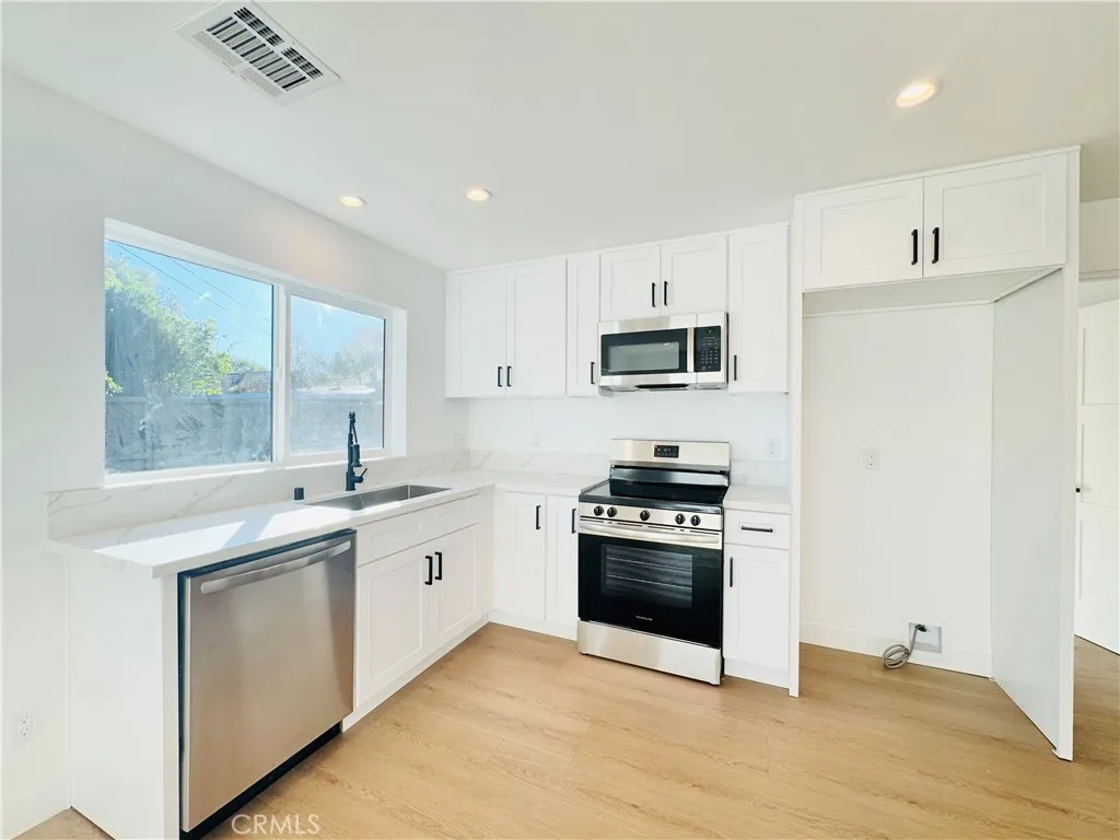 Additional image 34 of 6860 Aura Avenue, Reseda, CA 91335
