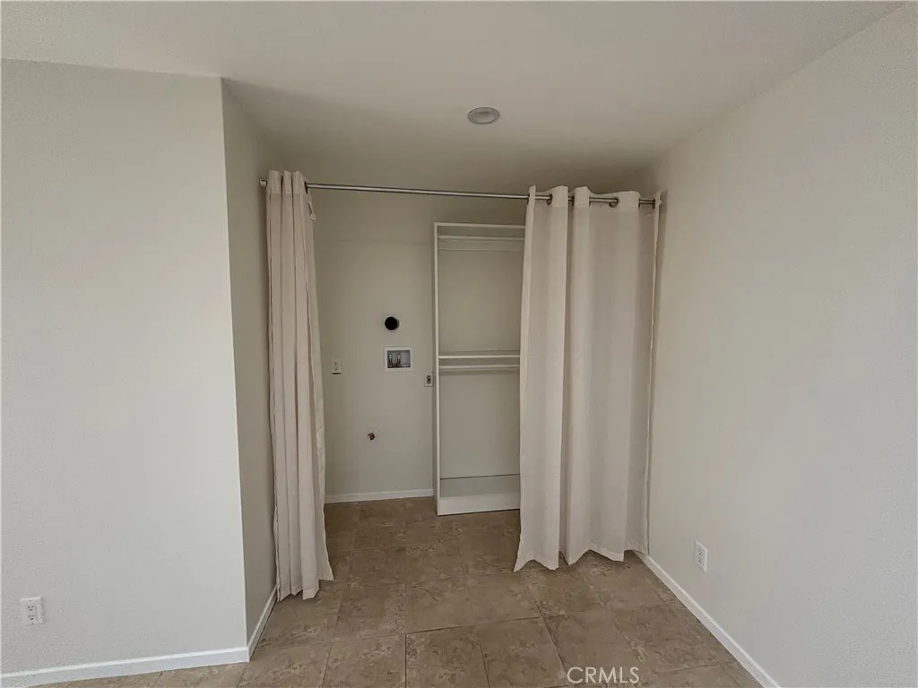 Additional image 56 of 21327 De La Osa Street, Woodland Hills, CA 91364